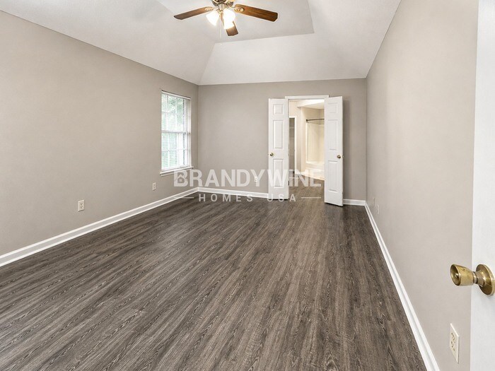 Building Photo - 5597 Blackburg Dr