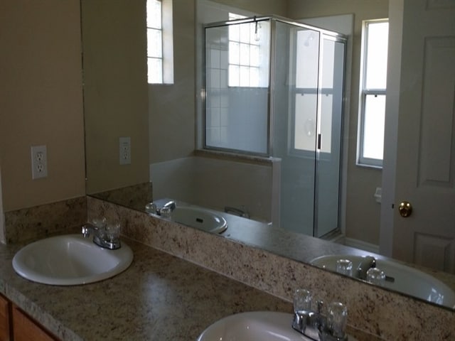 Building Photo - 635 Cherry Laurel St