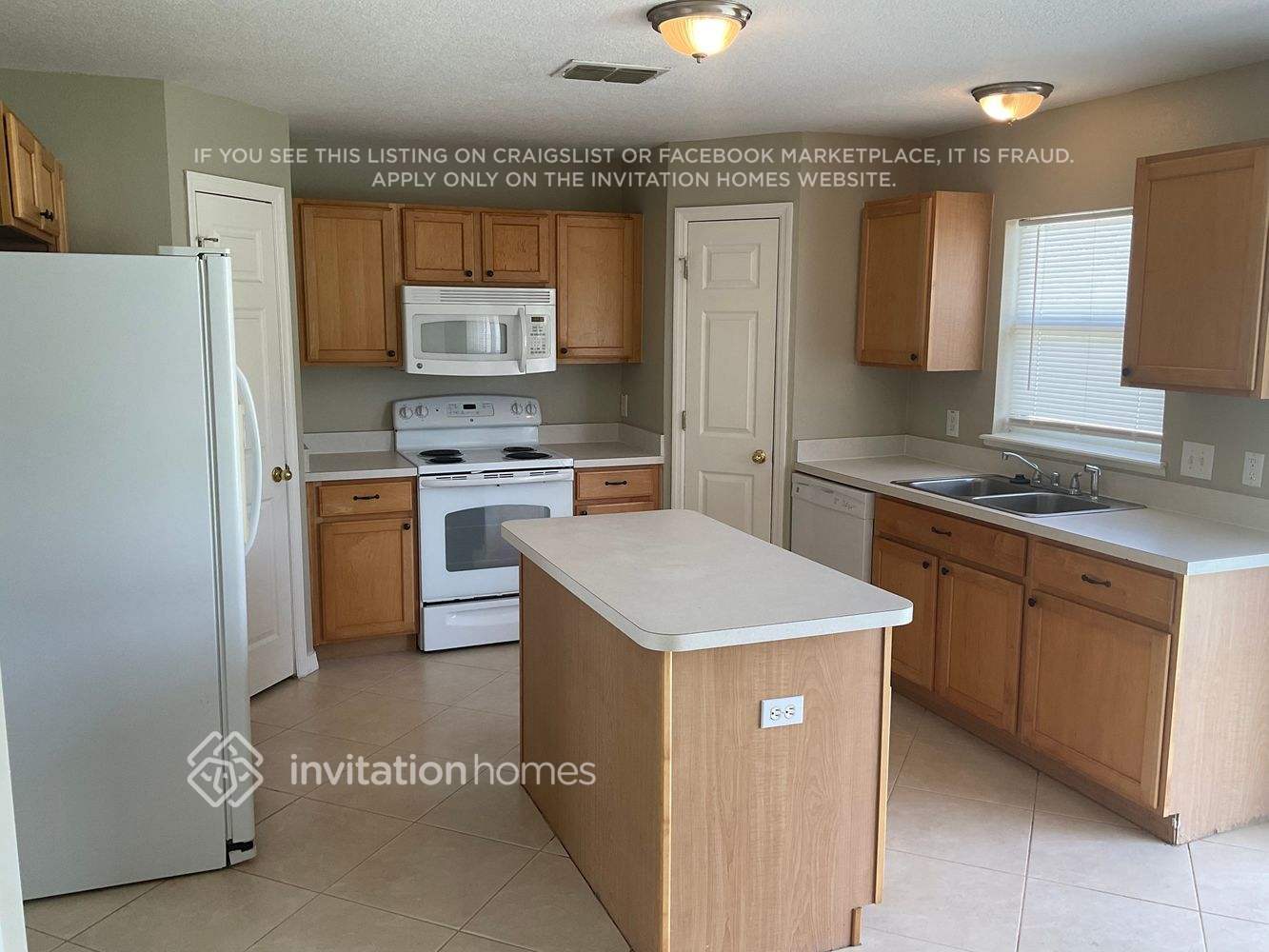 Building Photo - 11203 Dacre Ln