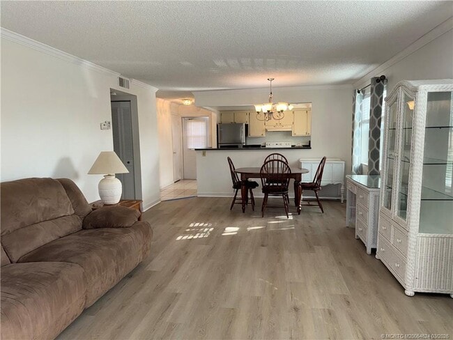 Building Photo - 2950 SE Ocean Blvd