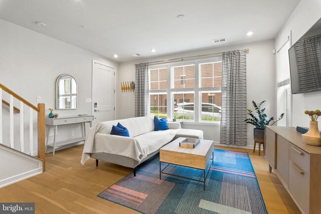 Building Photo - 7401 Backett Wood Ter