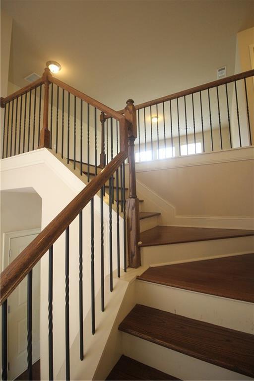 Building Photo - 1665 Gallant Fox Ln