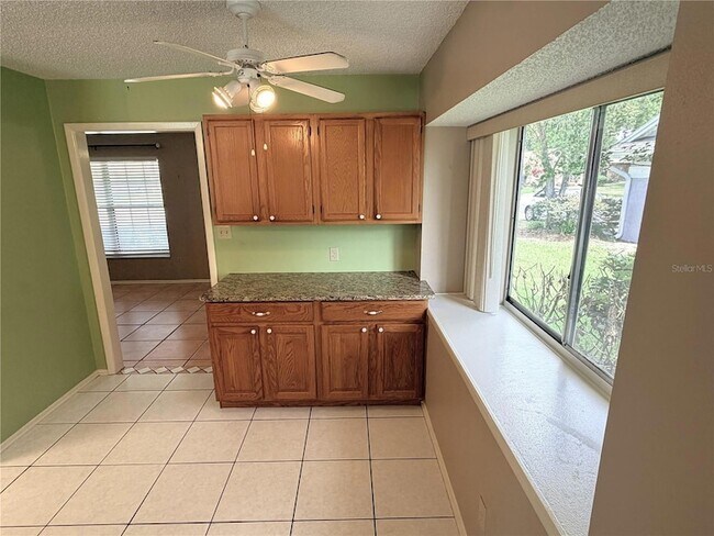 Building Photo - 309 Buttonwood Dr