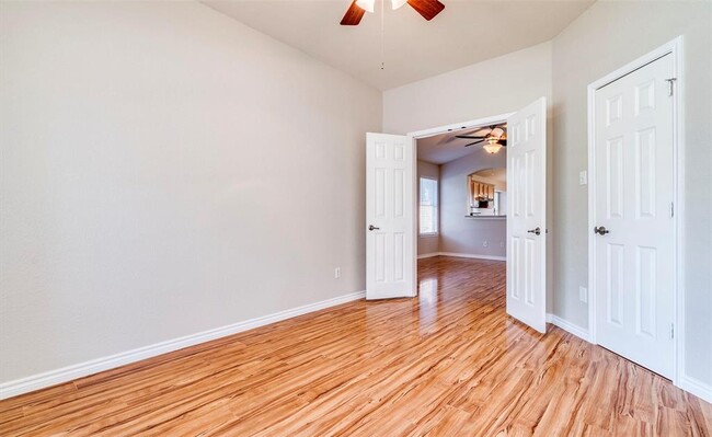 Building Photo - 2901 Rainy River Dr