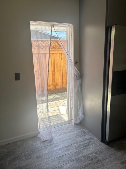 Building Photo - 222 Jackson St