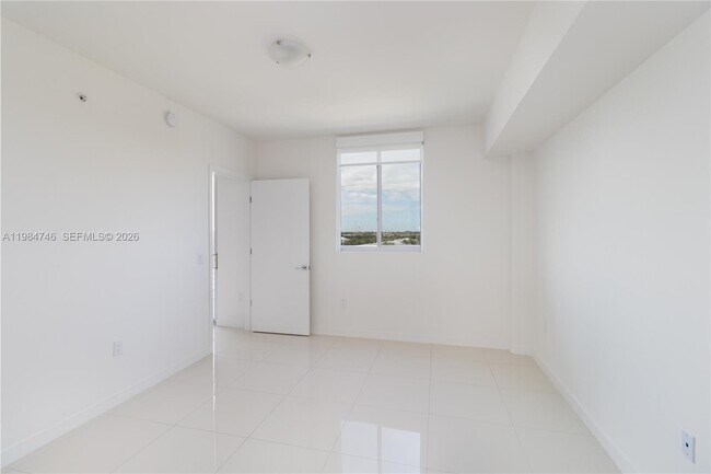 Building Photo - 7661 NW 107th Ave