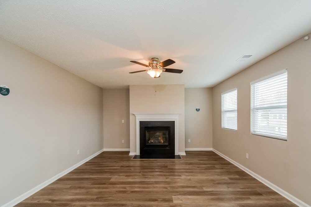 Building Photo - 3323 Baseline Rd