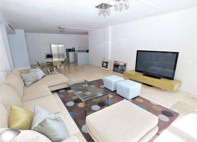 Building Photo - 770 NE 69th St