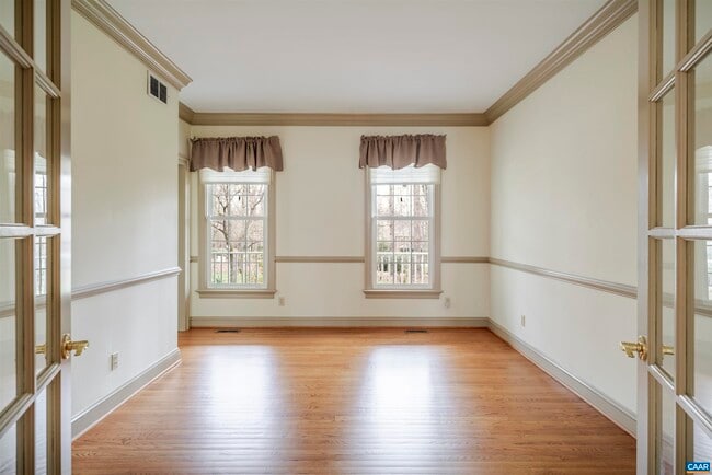 Building Photo - 3125 Beau Mont Farm Rd