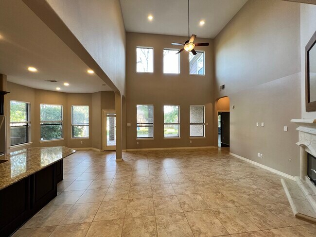 Building Photo - 7007 Fall Creek Ln