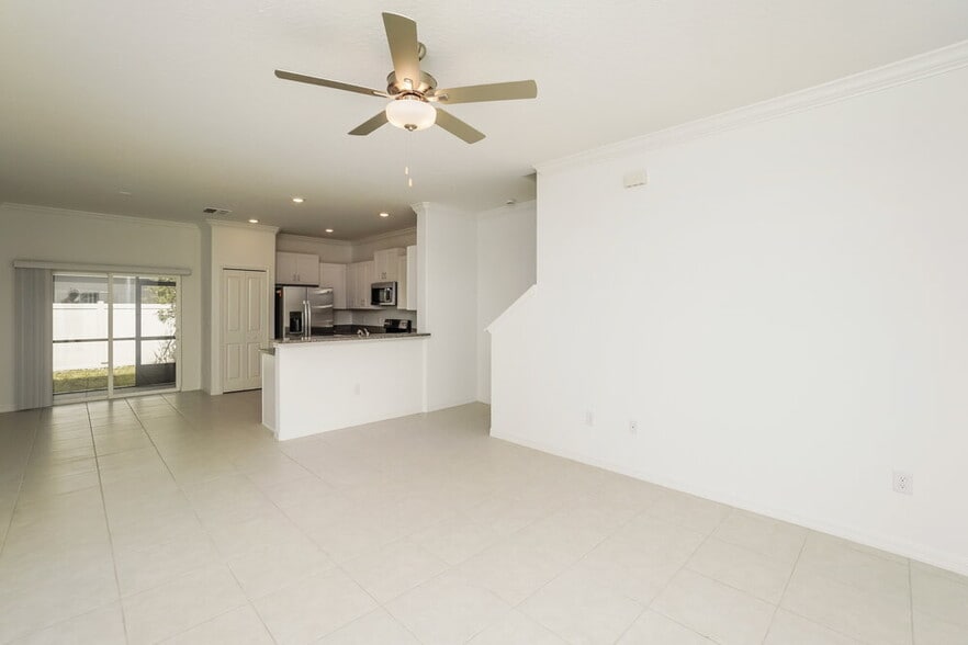 Building Photo - 2183 Great Sapphire Ln