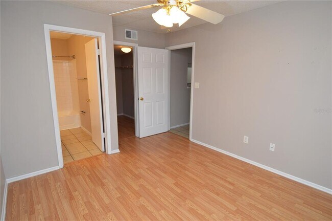 Building Photo - 8653 Fancy Finch Dr