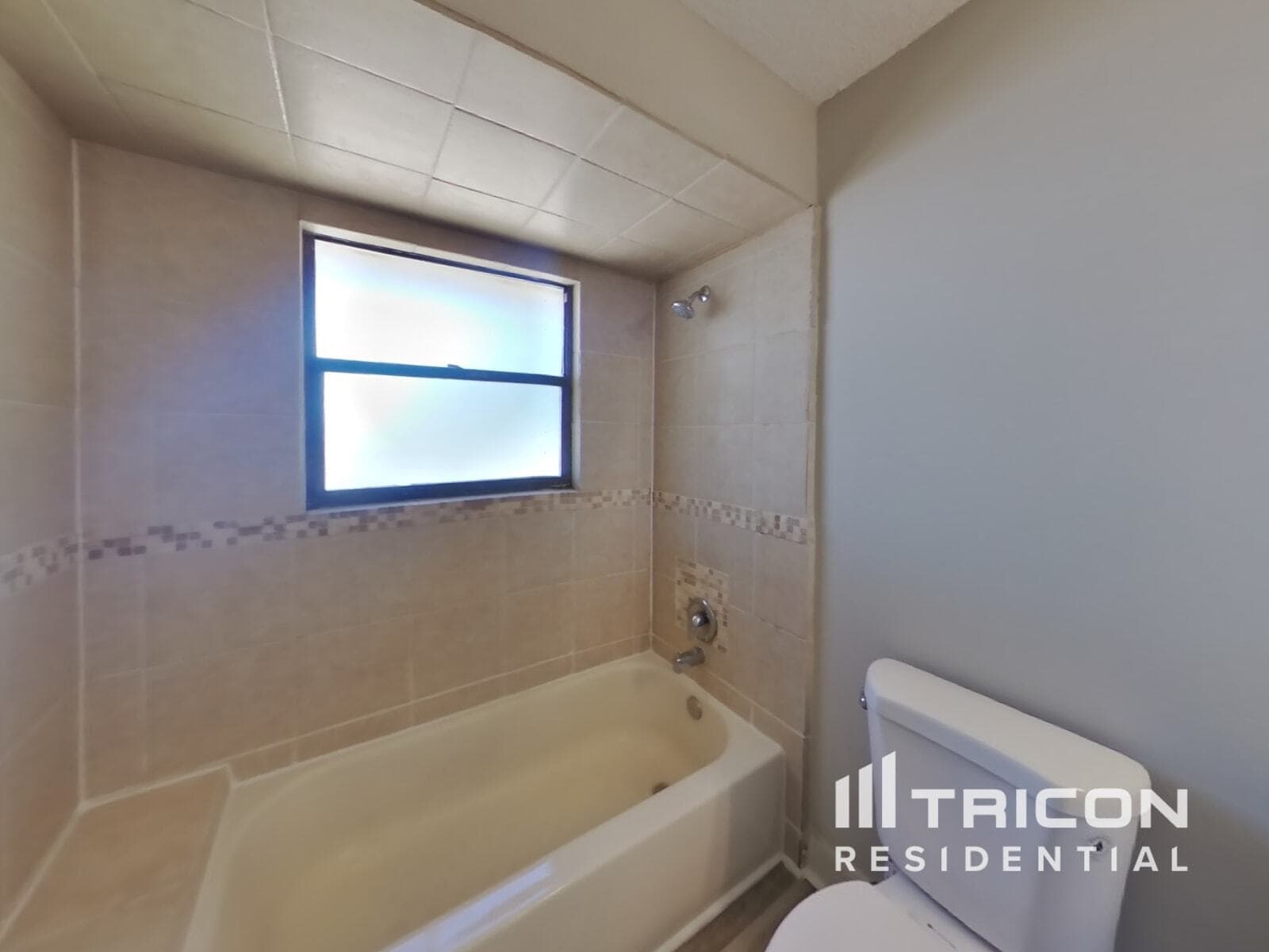 Building Photo - 2608 Bottomridge Dr