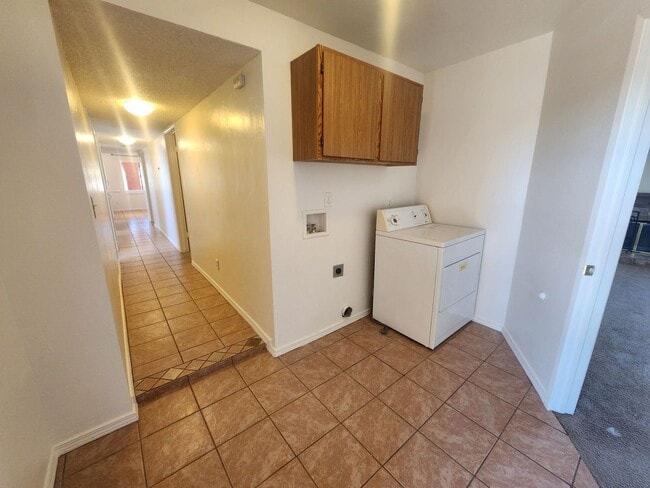 Building Photo - COMING SOON!! LARGE 3 bedroom home