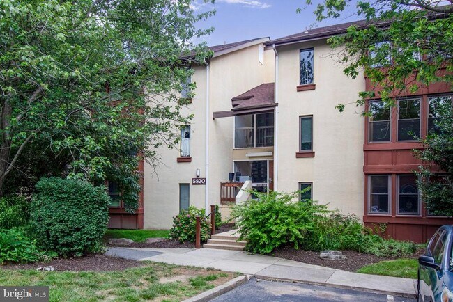 Building Photo - 5870 Thunder Hill Rd