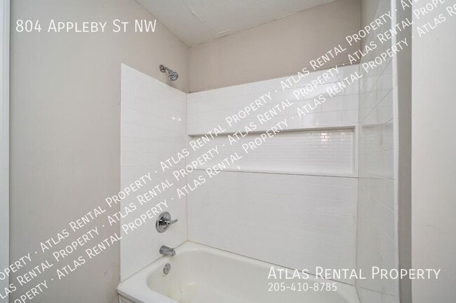 Building Photo - 804 Appleby St NW