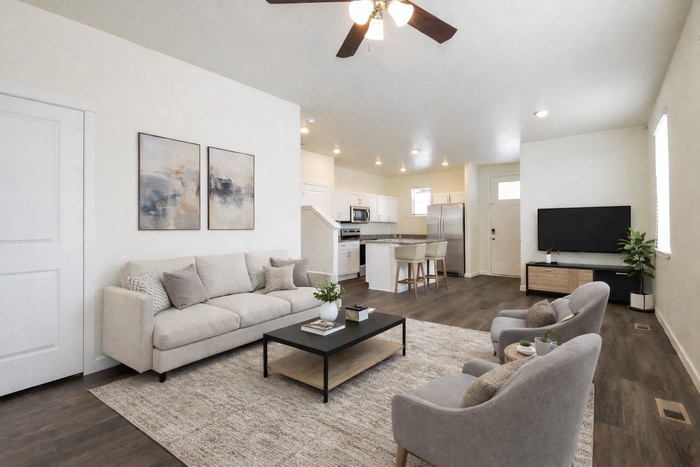 Building Photo - 13560 Oneida Ln