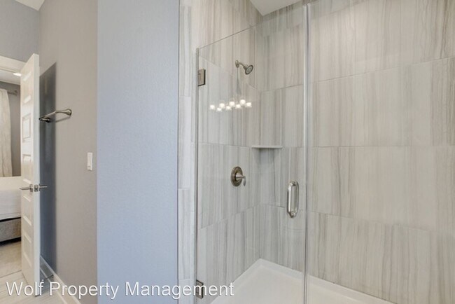 Building Photo - 3 br, 2 bath House - 1925 Sharper Mews  Un...