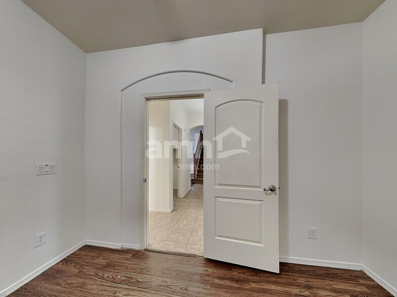 Building Photo - 18015 W Carol Ave