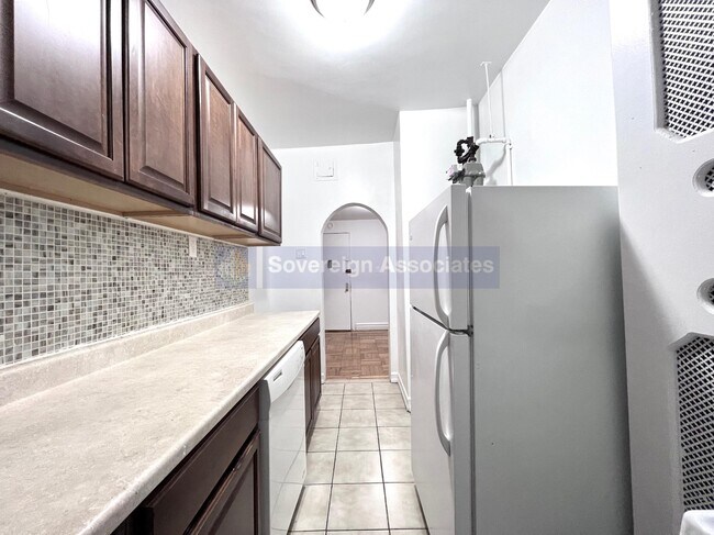 Building Photo - 400 Fort Washington Avenue