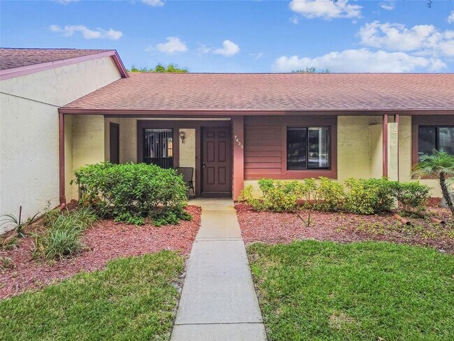 Building Photo - 7433 Greystone Dr