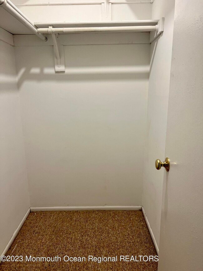 Building Photo - 143 Cross Slope Ct