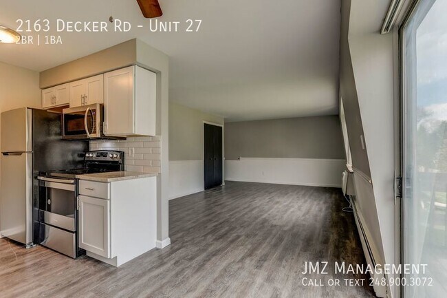 Primary Photo - 2163 Decker Rd