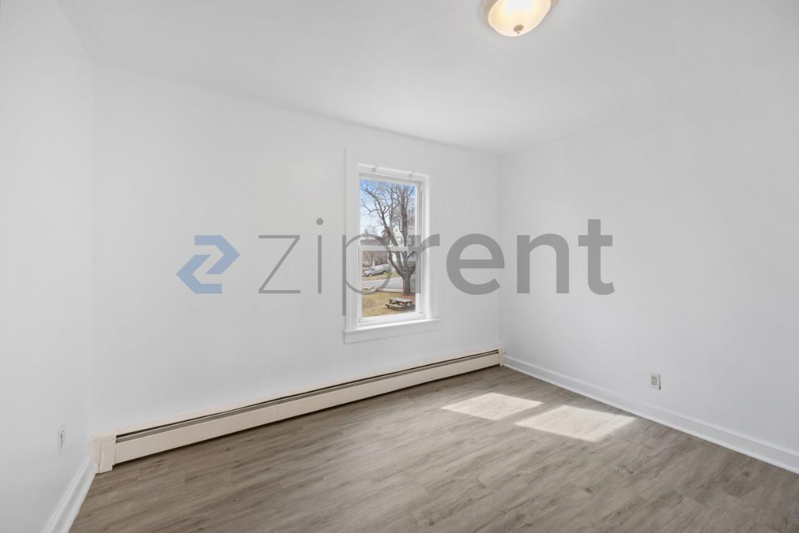 Building Photo - 11 1st Ave