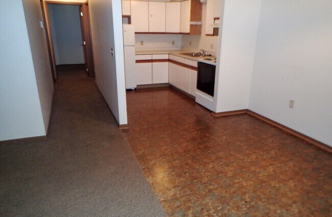 Building Photo - 1278 Brittain Rd