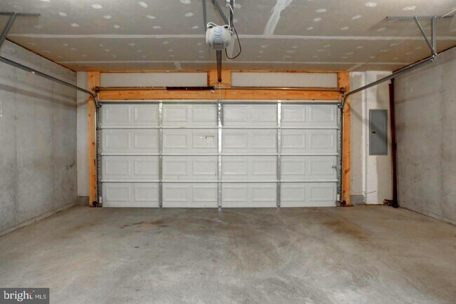 Building Photo - 1774 Compton Ct