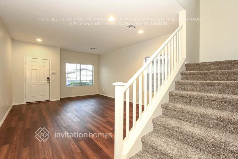 Building Photo - 17661 W Lundberg St