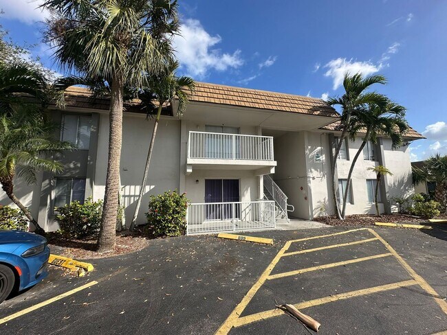 Building Photo - FAST APPROVAL !  1 bed 1 bath at green tee...
