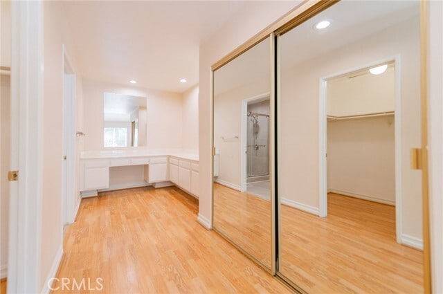 Building Photo - 5 Deerwood W