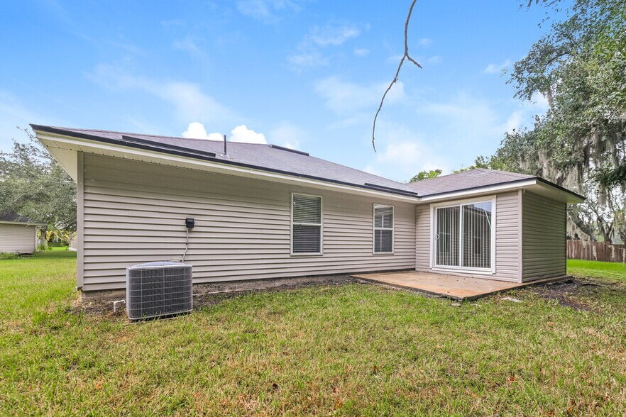 Building Photo - 6011 Fillyside Trail