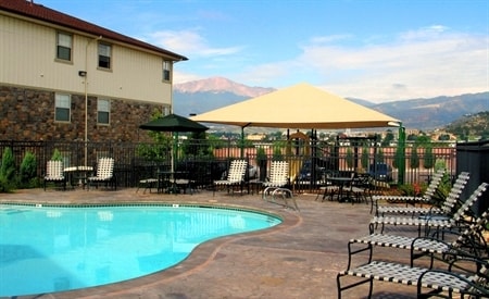 Building Photo - Shadow Mountain