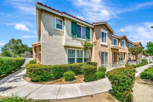 Building Photo - 18038 Flynn Dr