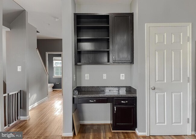 Building Photo - 45571 Catalina Ln