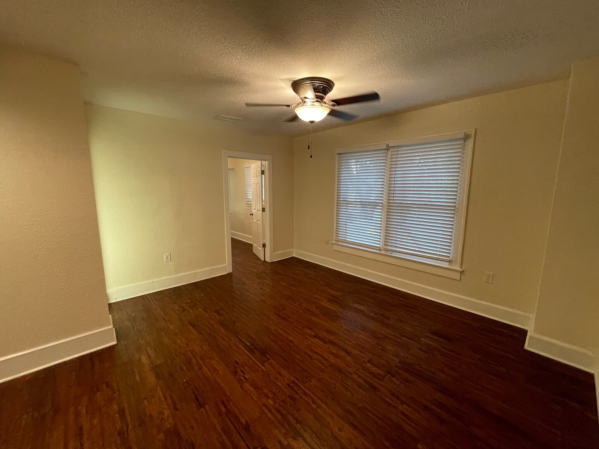 Building Photo - 1032 Granville Ct N