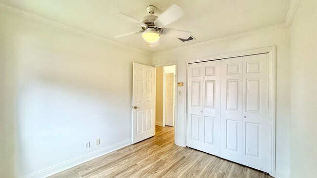 Building Photo - Available NOW - 4 BED, 2.5 BATH w/ 2 PARKING in Haiku Gardens (Kaneohe)