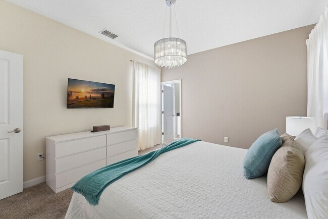 Building Photo - 770 Sticks St