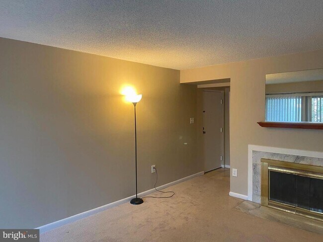 Building Photo - 11723 Karbon Hill Ct