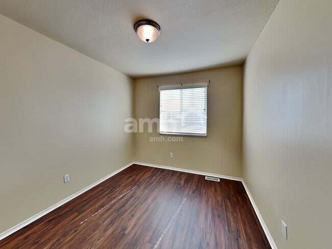Building Photo - 643 N 1725 W