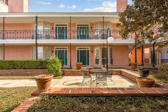 Building Photo - 3208 Cole Ave