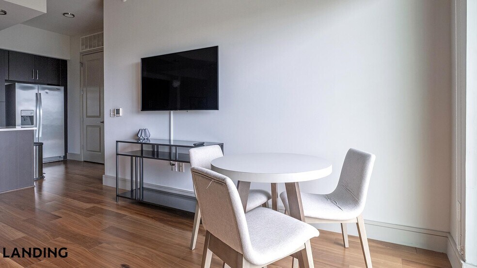 Building Photo - 1414 Wood Hollow Dr