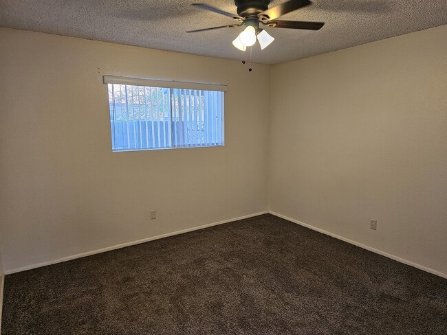 Building Photo - 863 E Fountain St