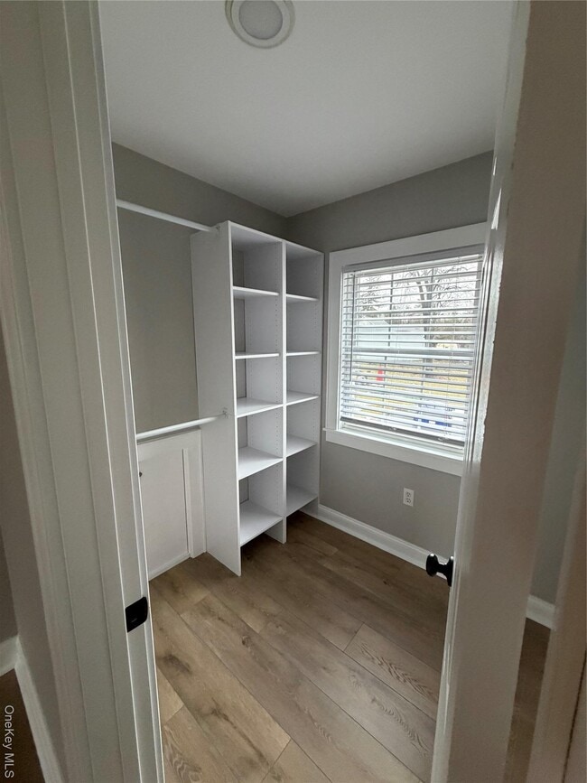 Building Photo - 1230 Hopewell Ave