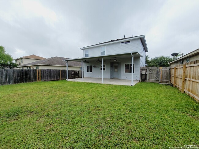 Building Photo - 8451 Chalk Hill Cove