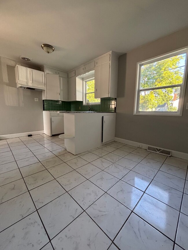 Building Photo - Charming 3-Bedroom Home in Arcadia – Winst...