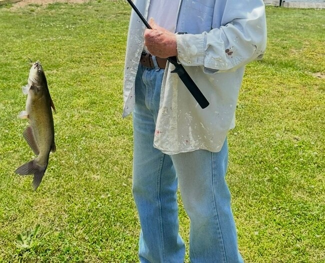 Building Photo - 215 Blackwell Rd