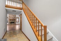 Building Photo - 3 Isa Ct